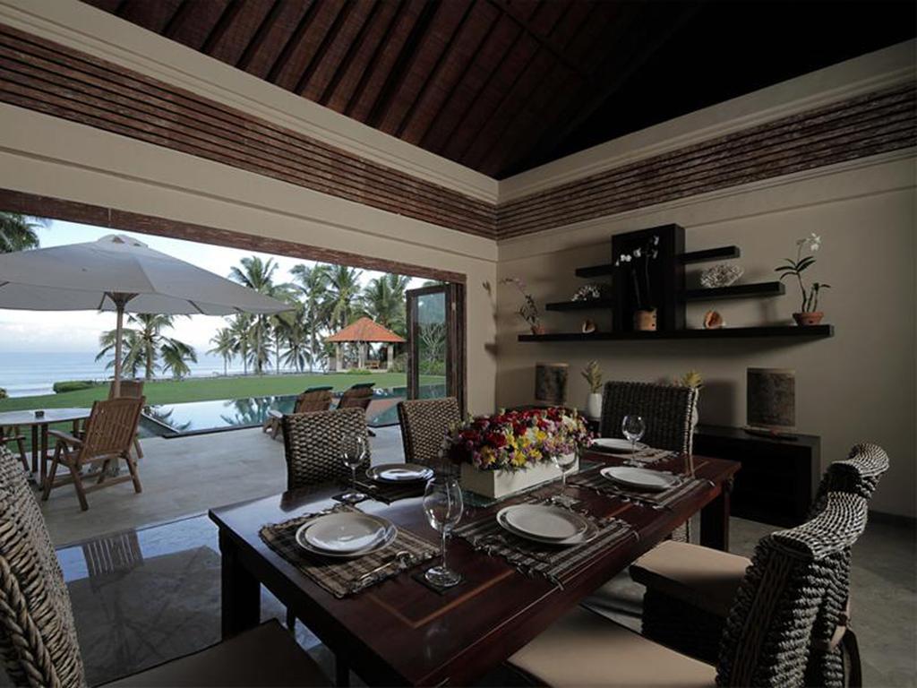 Villa Rumah Pantai Bali Selemadeg  Exterior photo