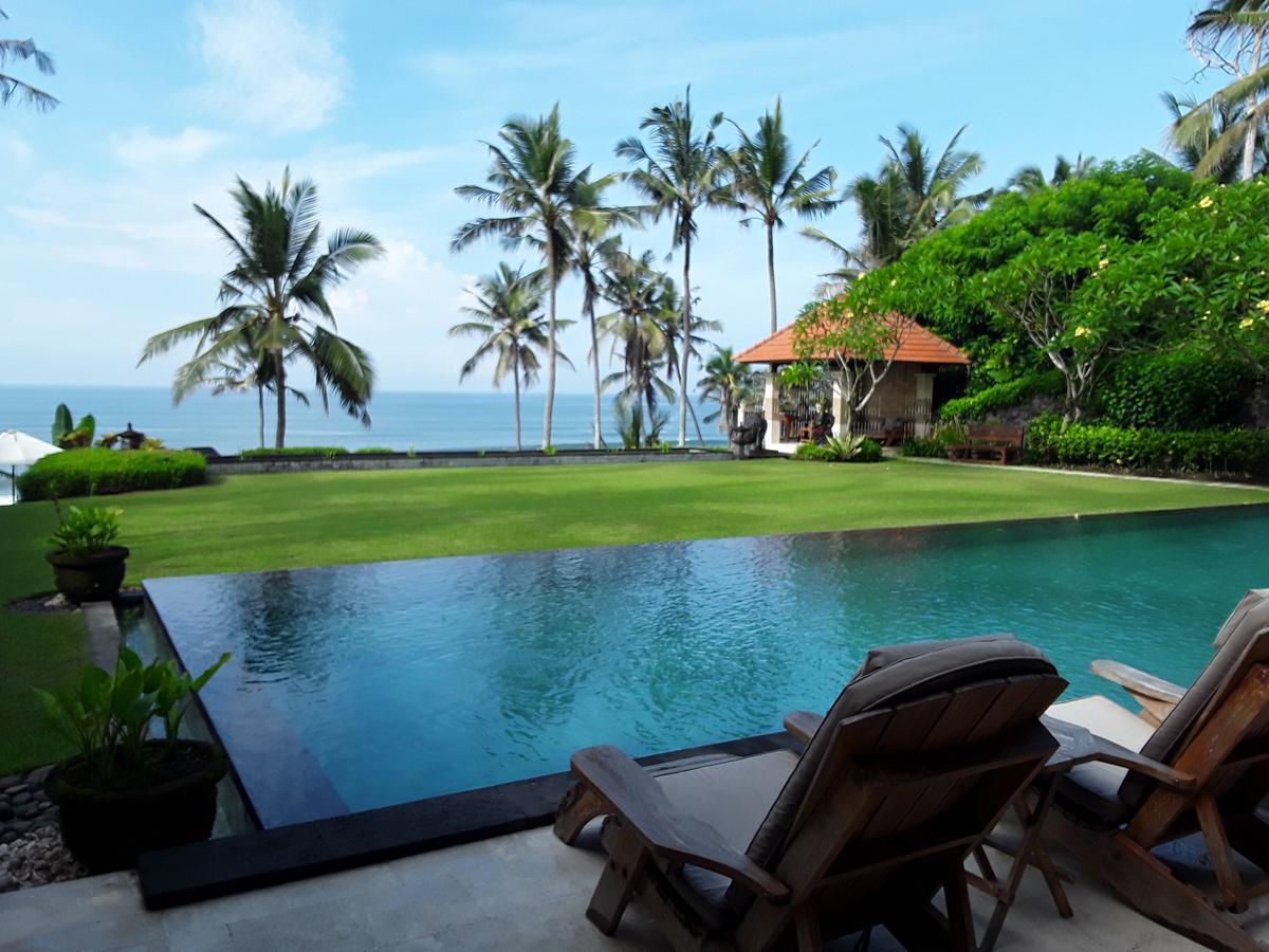 Villa Rumah Pantai Bali Selemadeg  Exterior photo